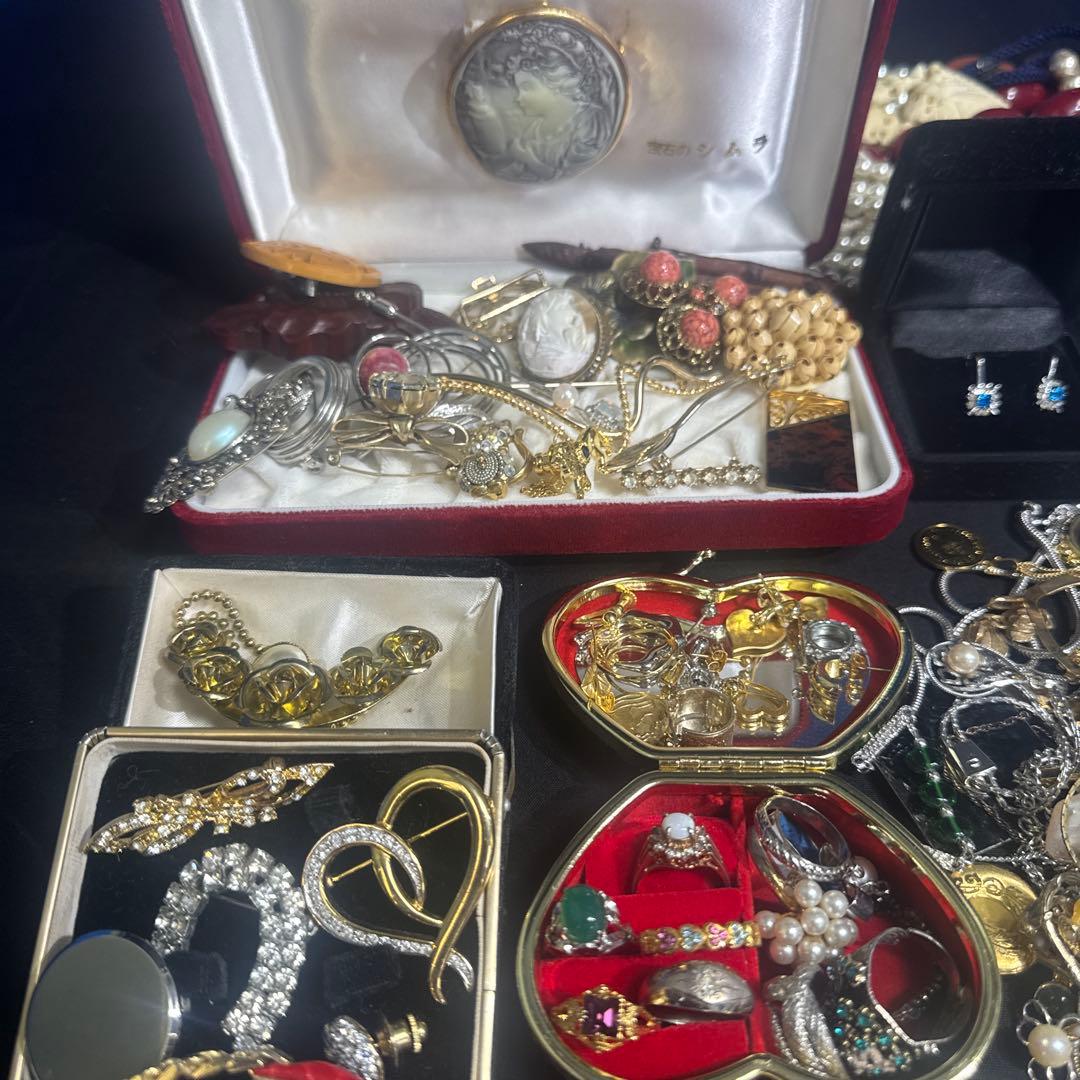 2954★整理品　アクセサリーまとめ★レトロ　2kg以上