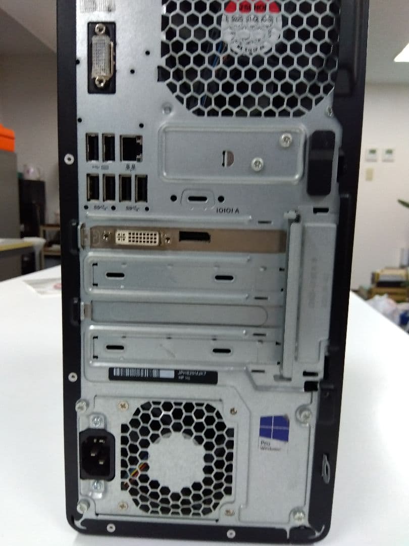 HP デスクトップ / EliteDesk 800 G3 TWR