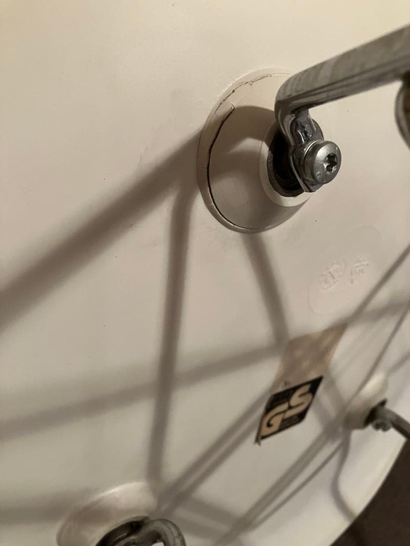 イームズ サイドシェルチェア エッフェルベース　　手渡しでお譲りです。