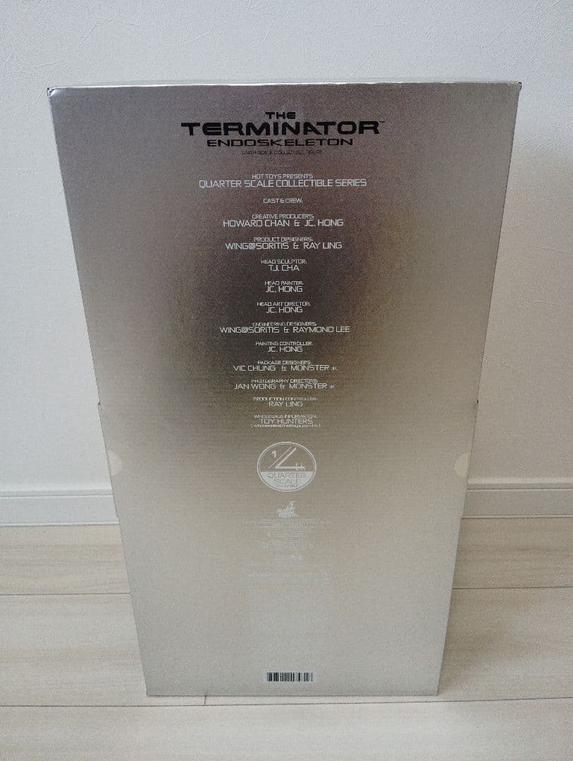 ホットトイズ ターミネーター1/4スケールフィギュア T-800エンドスケルトン