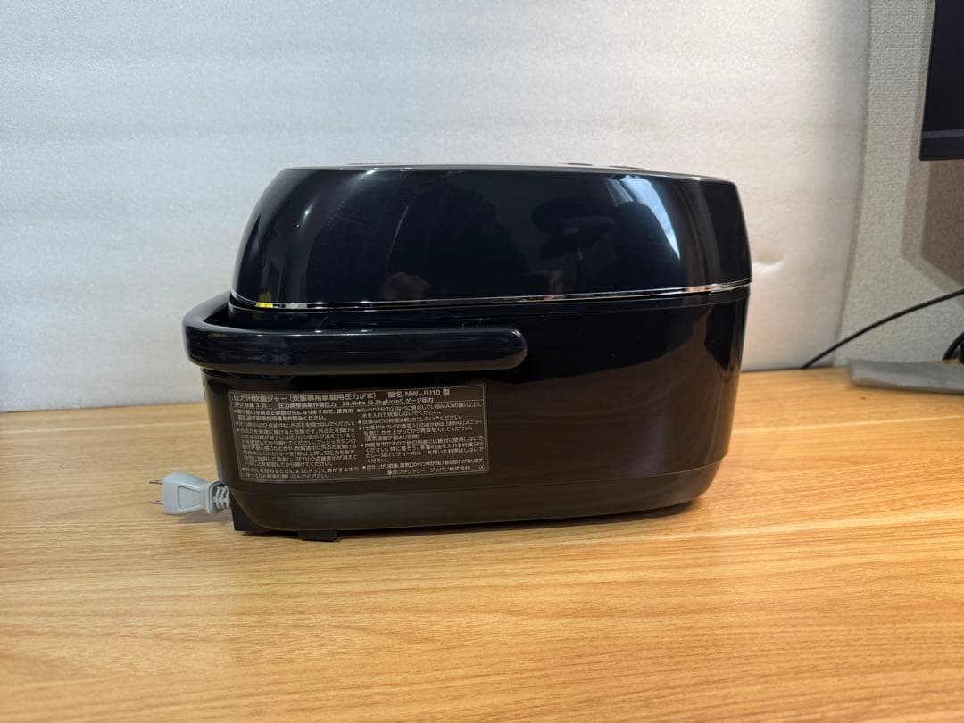 美品　象印 極め炊き 炊飯器NW-JW10 2021年製