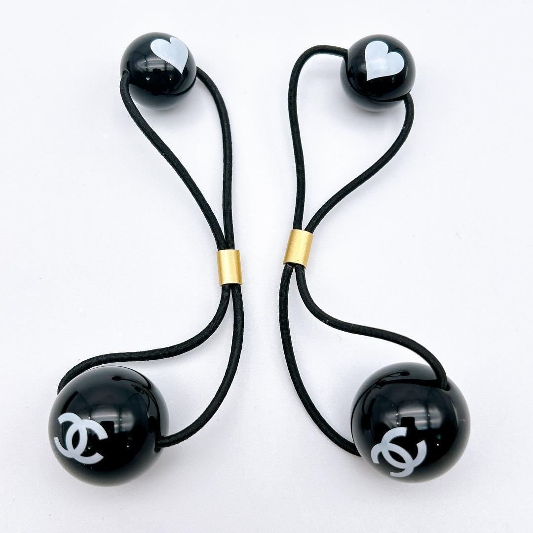 【極美品！鑑定済み！】シャネル ヘアゴム 2個セット ハート ブラック
