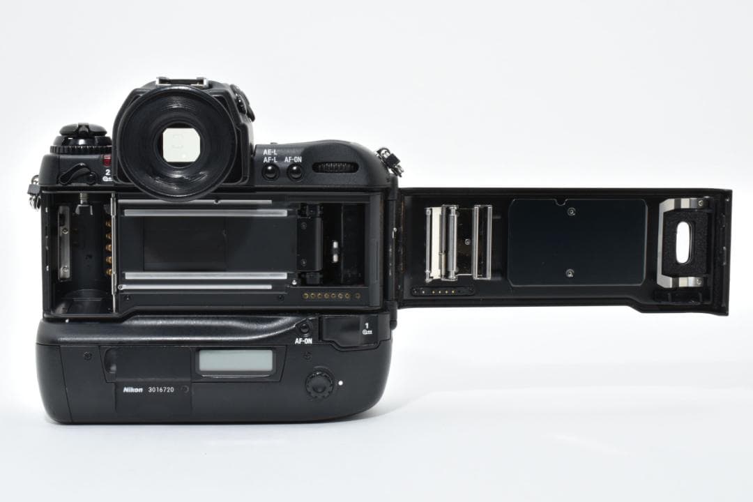 フィルムカメラ Nikon F5 35mm SLR Film Camera C0053