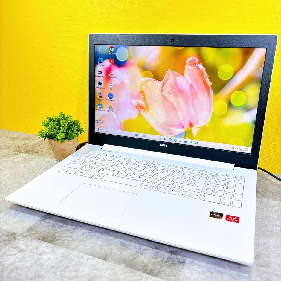 美品❣高性能Ryzen7✨SSD搭載で快適✨カメラ付き 薄型 Windows11