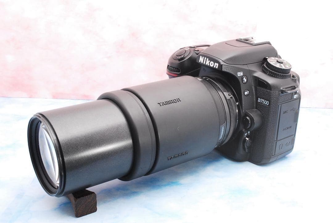 ニコン D7500☆一眼レフカメラ☆高性能☆スマホ転送OK☆Wレンズ
