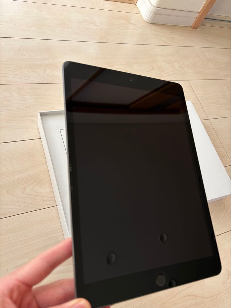 ipad第8世代 本体