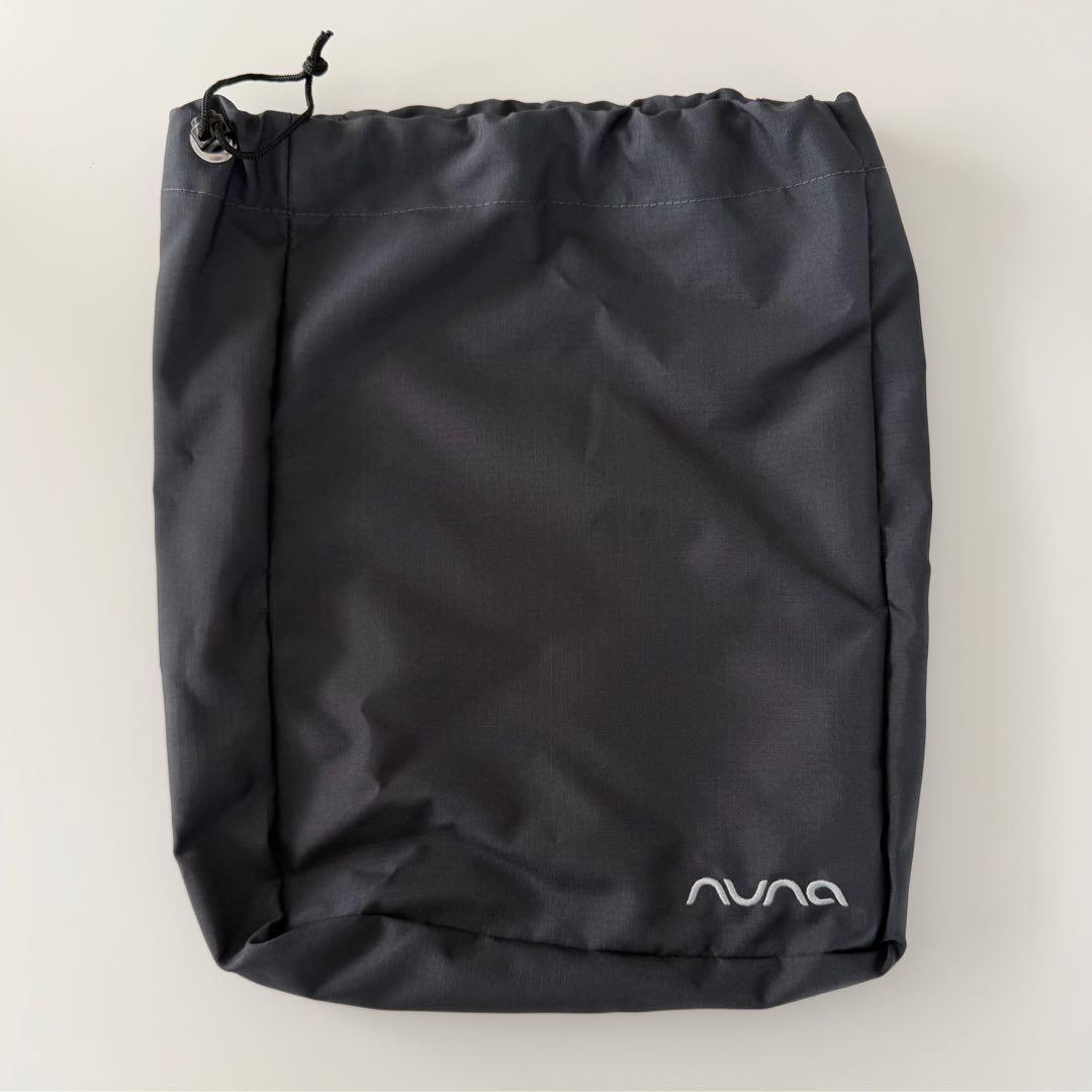 Nuna CUDL clik（キャビア）［直営店限定カラー］