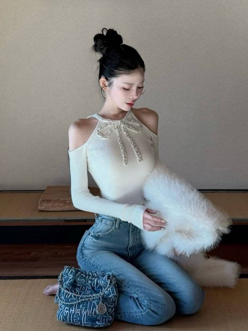 ダーリッチ リボンビジューアメスリニットトップス アイボリー