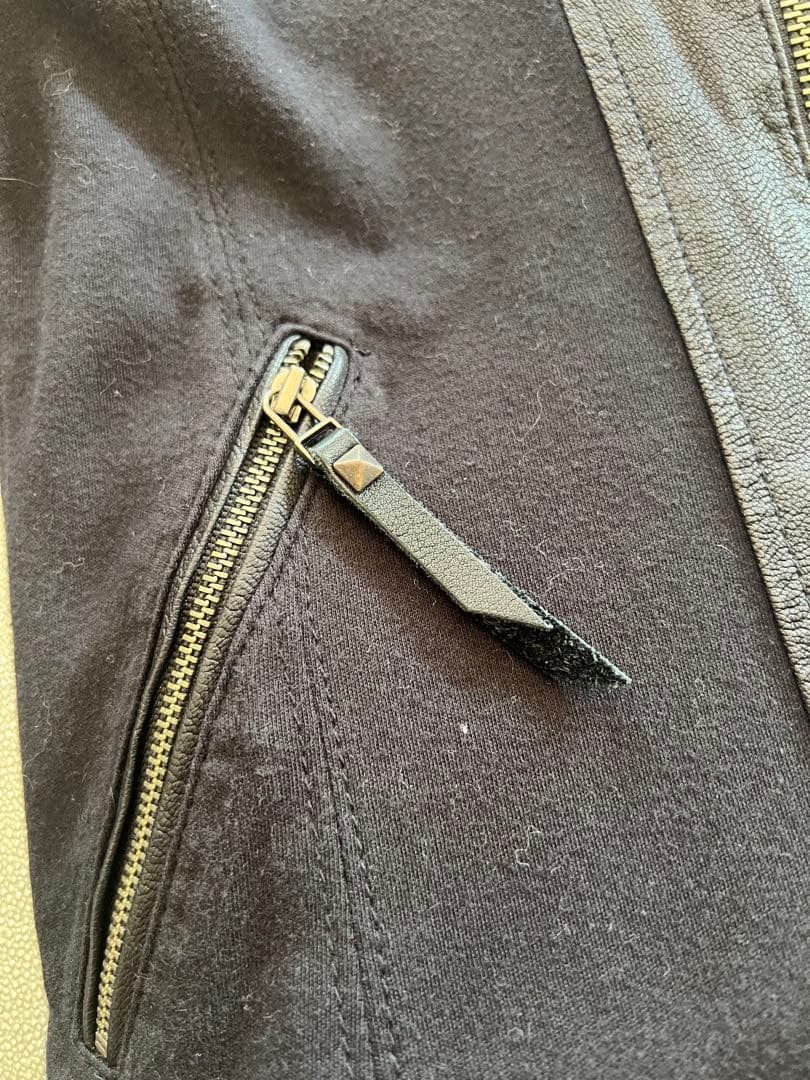 n❣️14th addict❣️レザーとストレッチ素材のハイネックジャケット