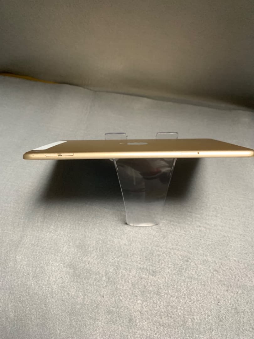 美品 国内版 iPad mini4 128GB Cellular版 ゴールド色