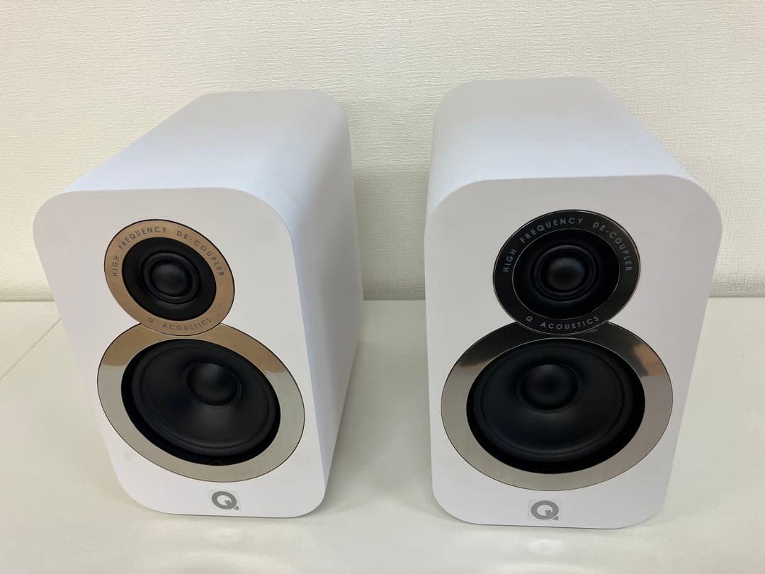 【中古美品】Q Acoustics 3010i スピーカー 白