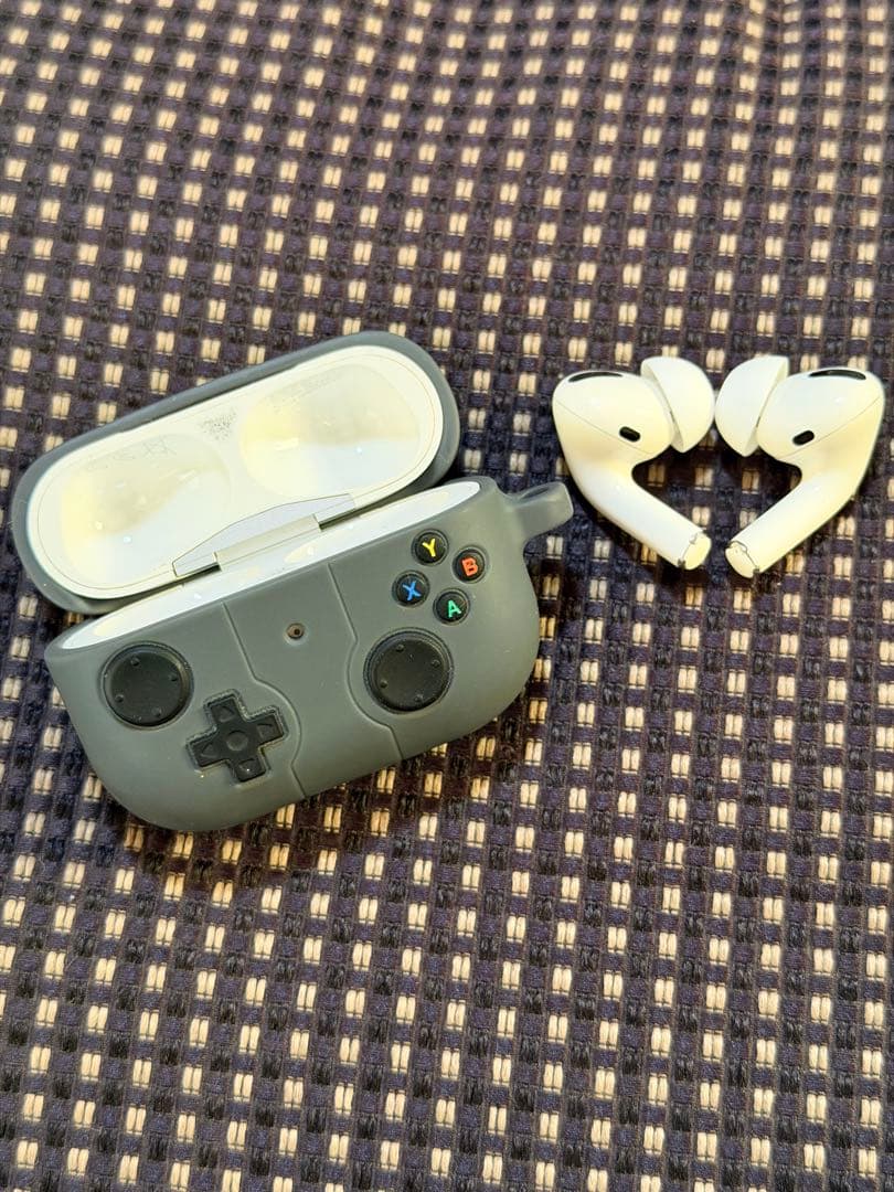 Apple iPhone 13 Pro Max ゴールド + AirPods