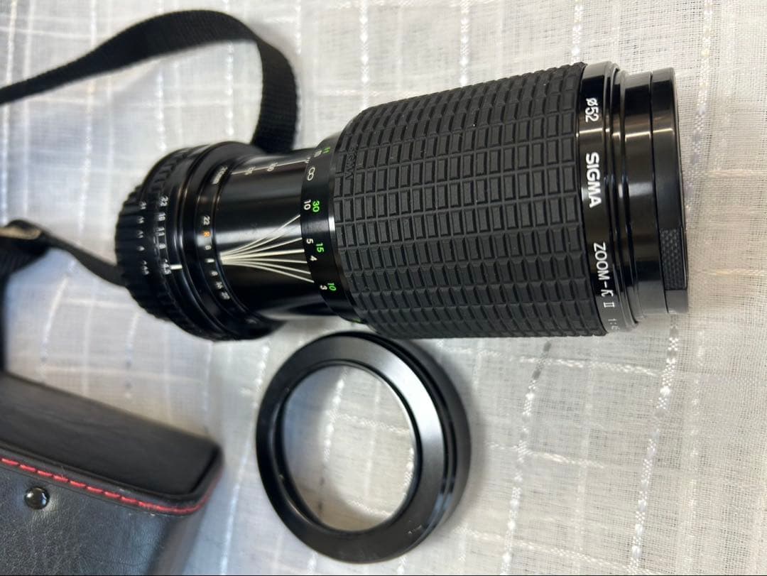 超遠望レンズ‼️ Nikonの一眼レフカメラ　Sigmaレンズフラッシュバッテリー