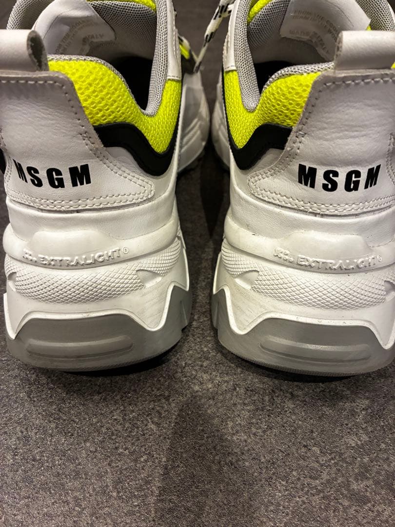 美品　正規品MSGMスニーカー　EU41 madein ITALY