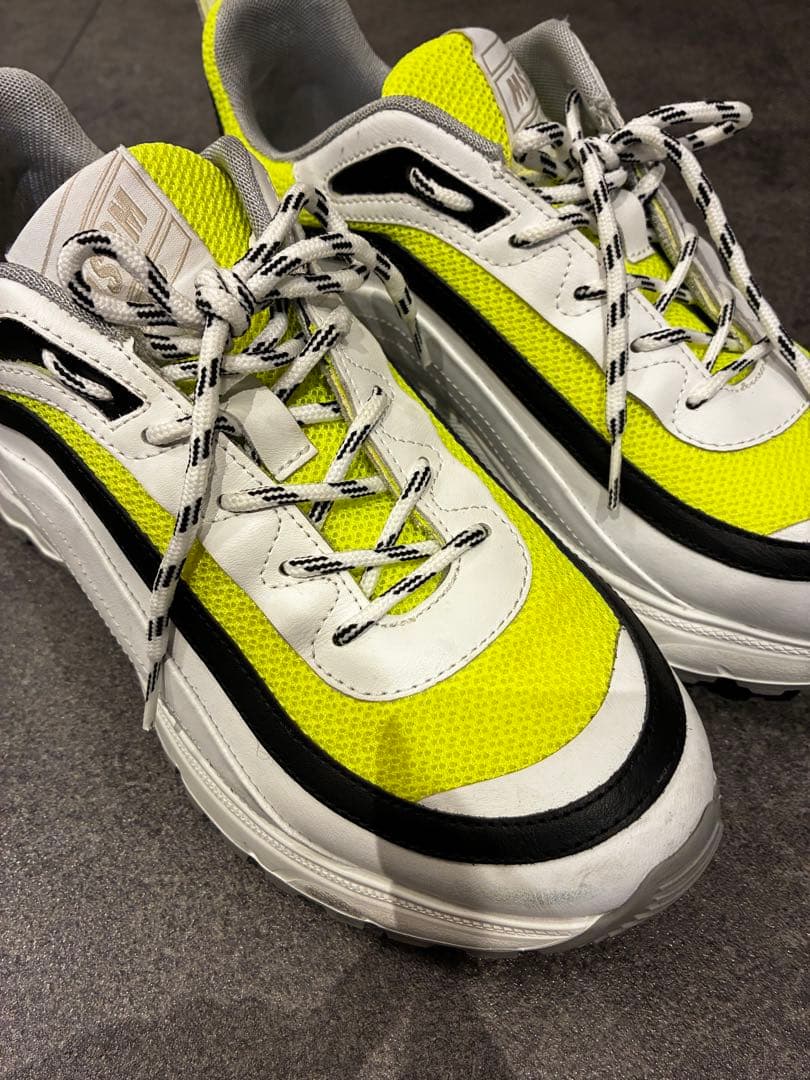 美品　正規品MSGMスニーカー　EU41 madein ITALY