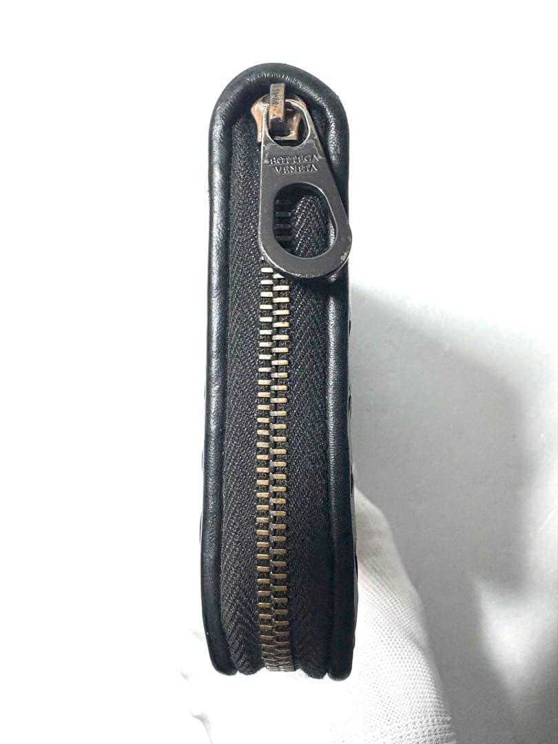 ボッテガヴェネタ イントレチャート ラウンドファスナー 長財布 ブラック