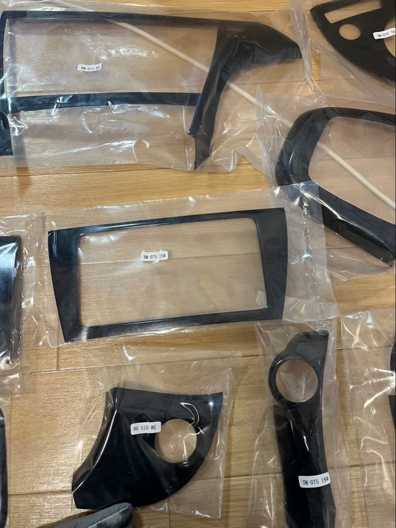 トヨタプリウス ZVW30系 3Dインテリアパネル 19P 黒木目