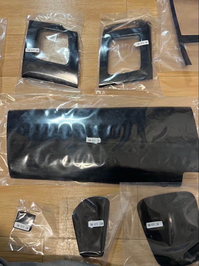 トヨタプリウス ZVW30系 3Dインテリアパネル 19P 黒木目