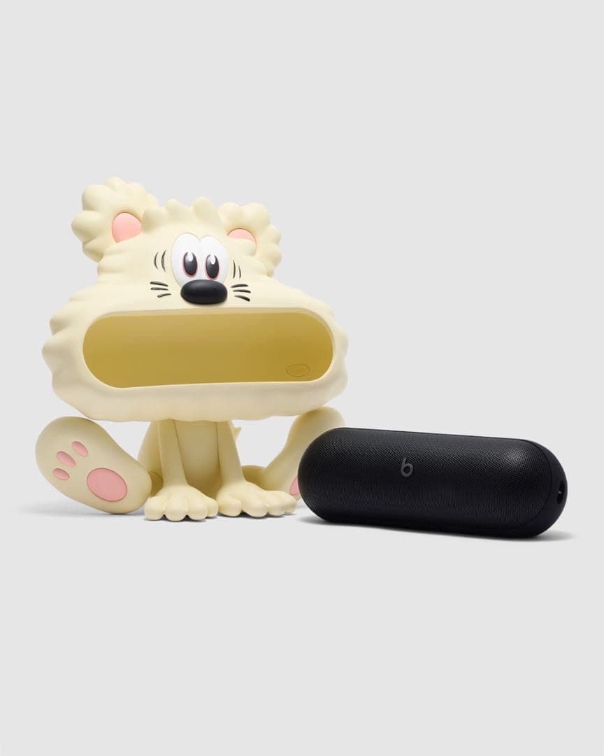 VERDY × BEATS -VEAR BEATS PILL HOLDER-