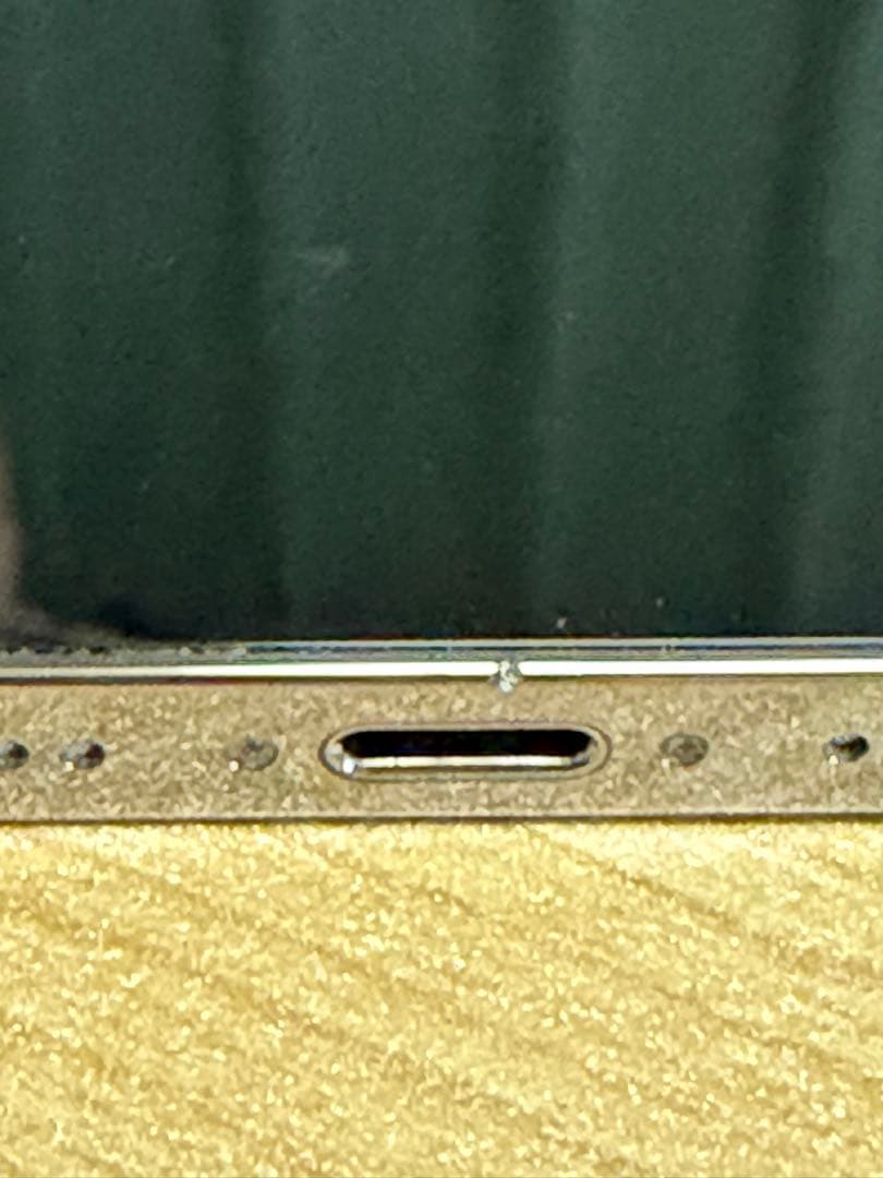 iPhone 12 Pro Max 256Gシルバー 本体美品 動作良好 付属品