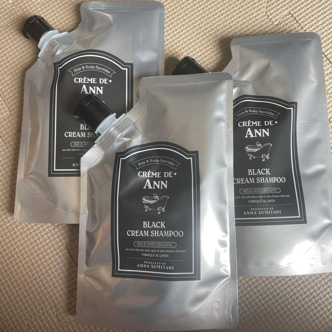 クレーム・ド・アン ブラッククリームシャンプー 300g