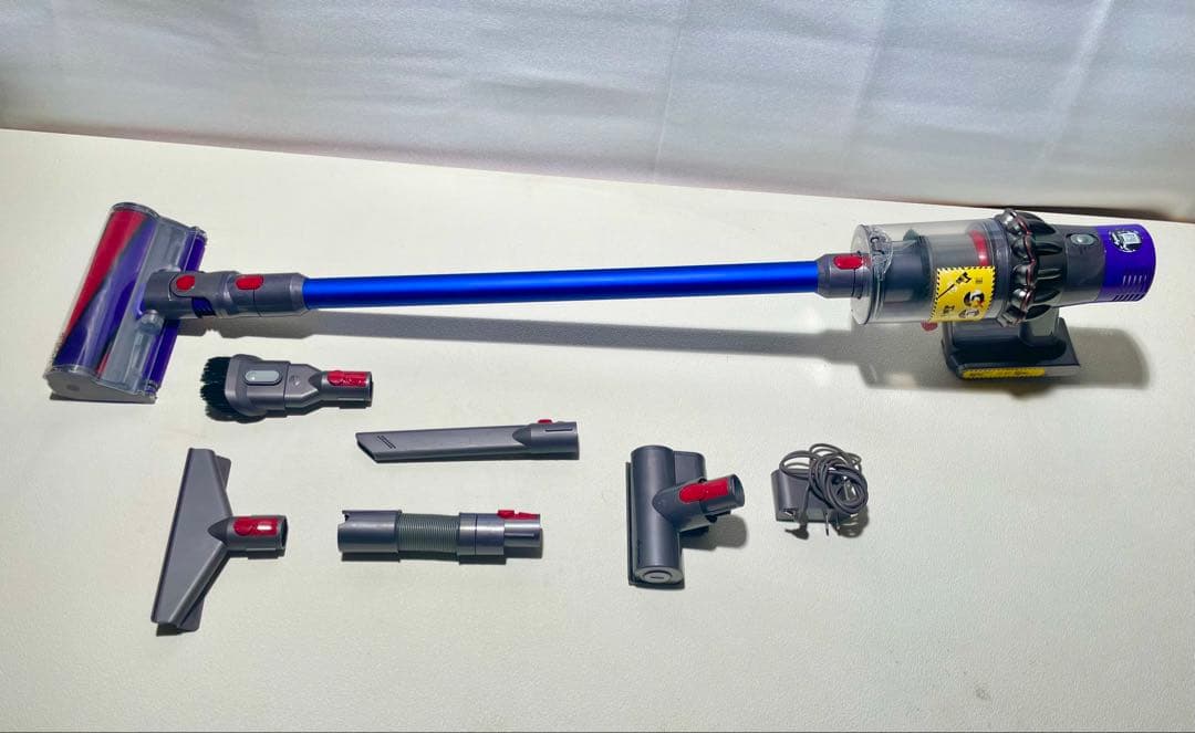 ダイソンV10 SV12 サイクロン式掃除機