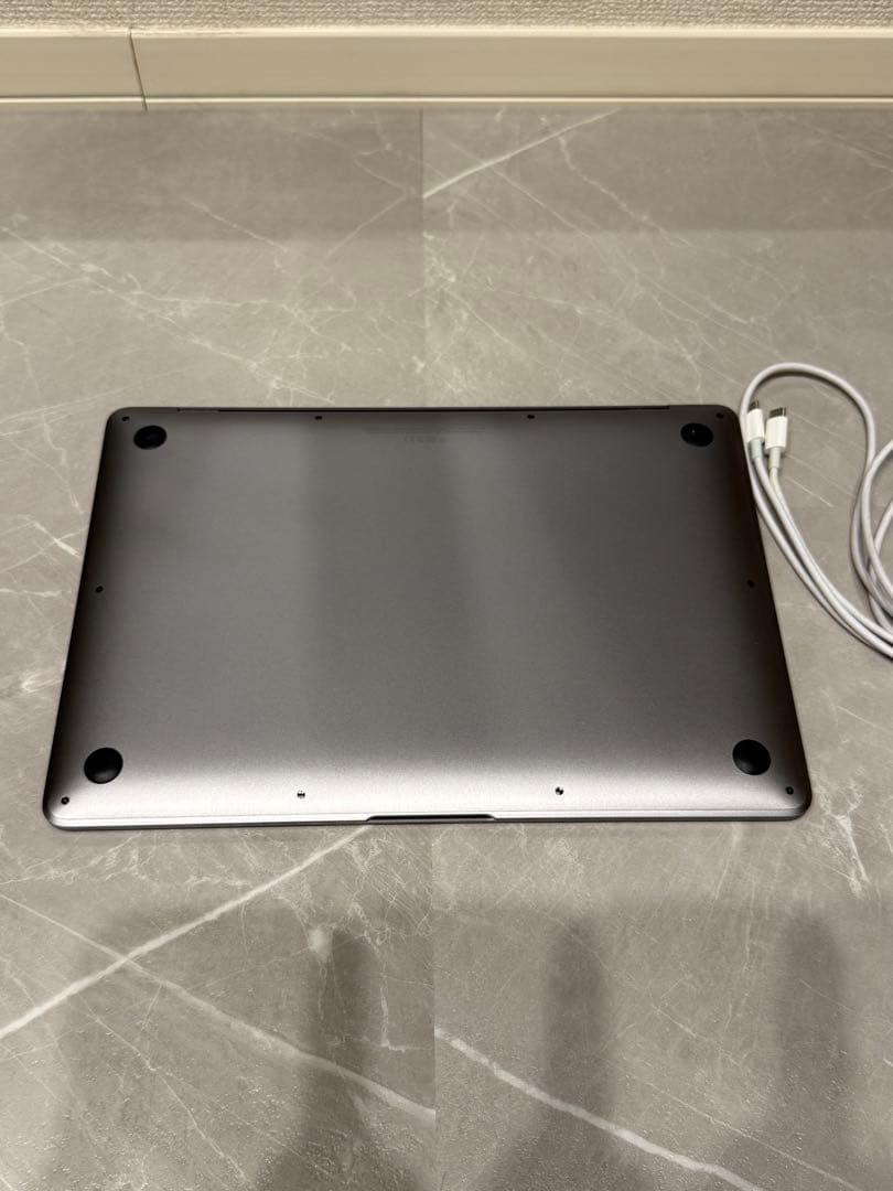 Apple MacBook Air スペースグレー 256GB