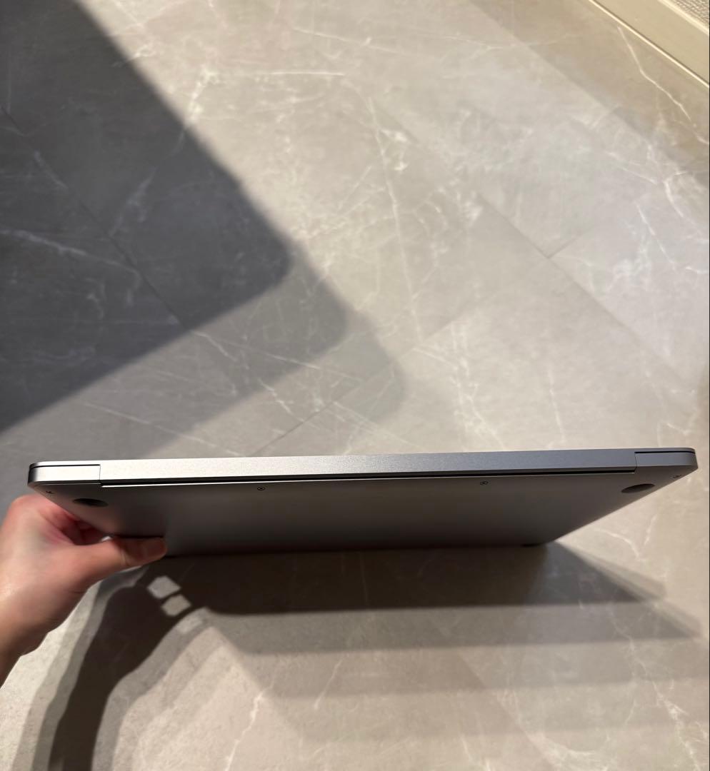 Apple MacBook Air スペースグレー 256GB