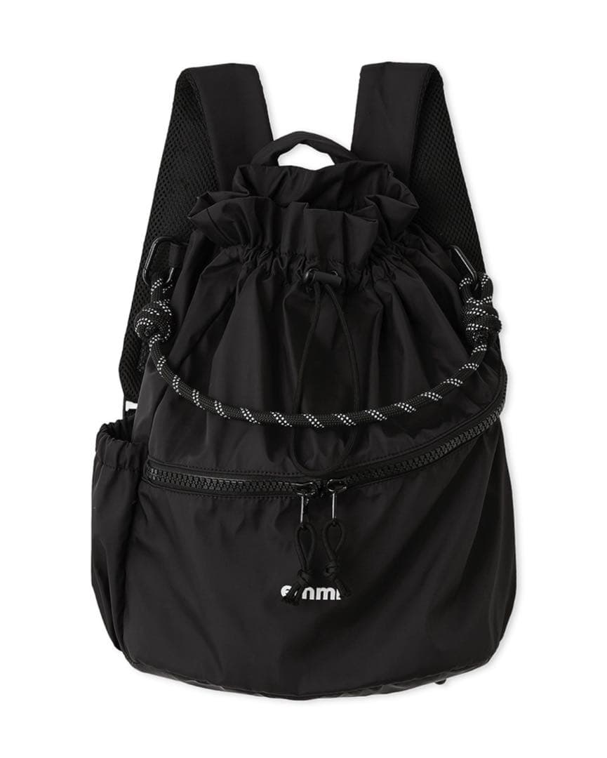 emmi エミ　撥水 emmiロゴマルチバックパック　黒