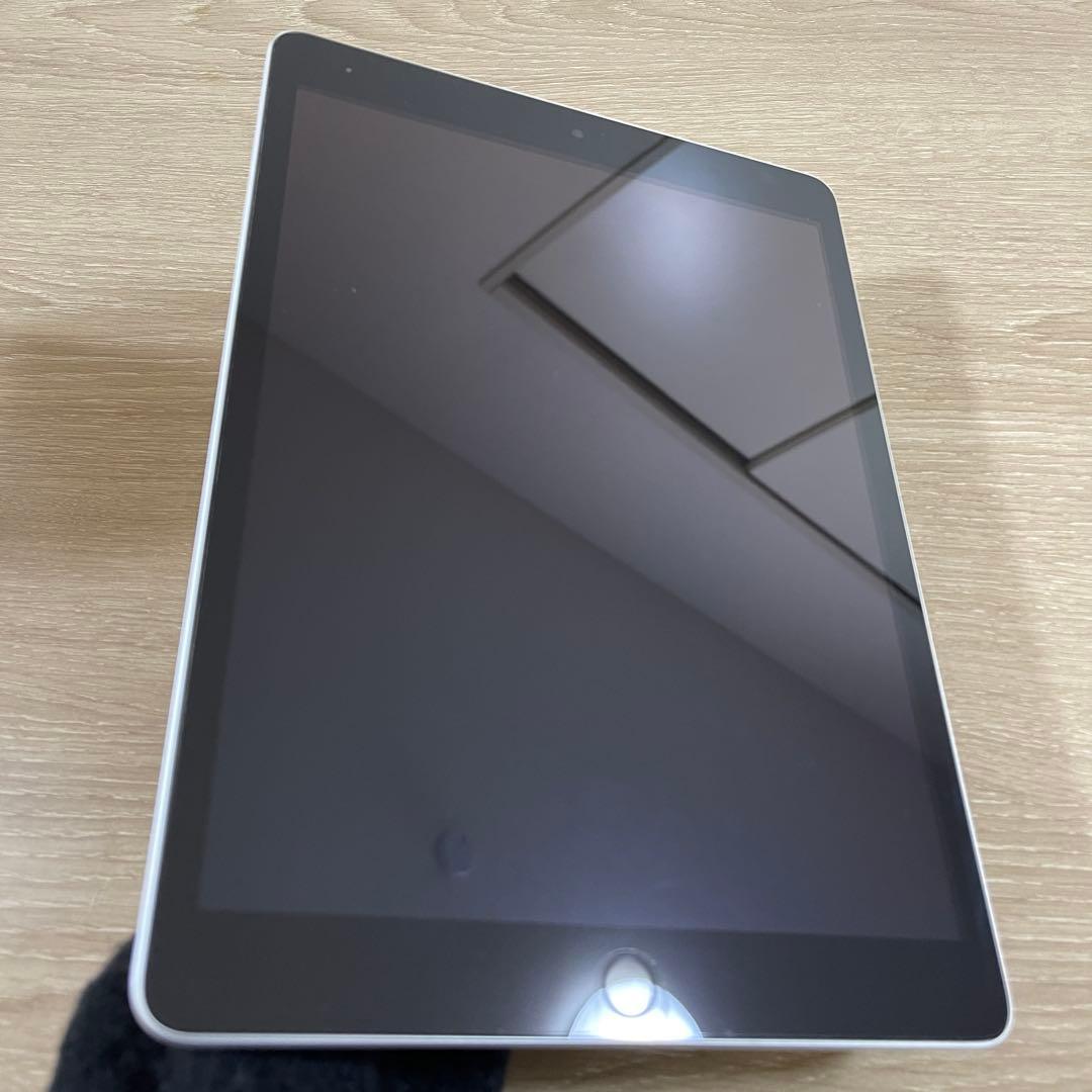 【美品】第9世代 iPad バッテリー98% ケース付き 箱無し