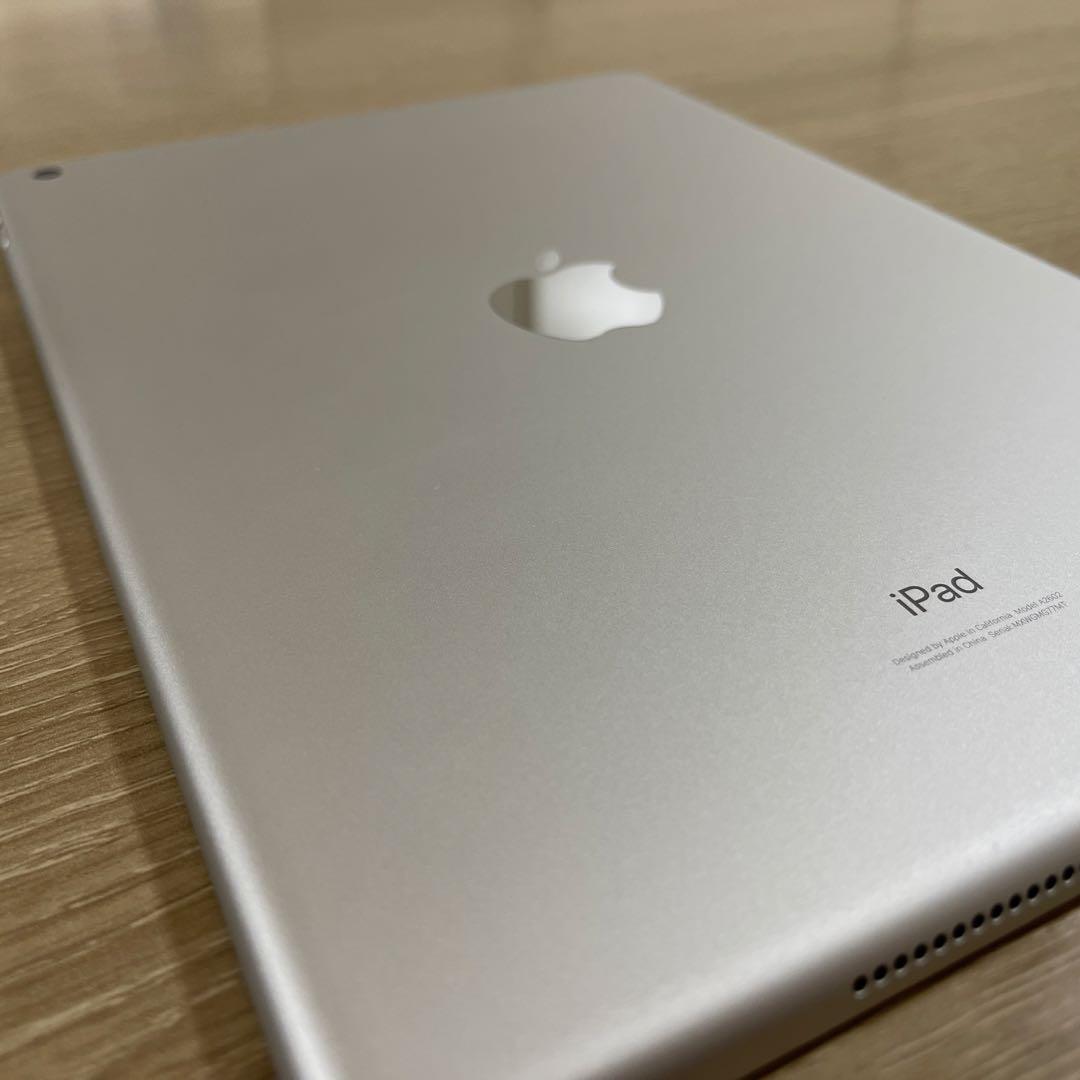 【美品】第9世代 iPad バッテリー98% ケース付き 箱無し