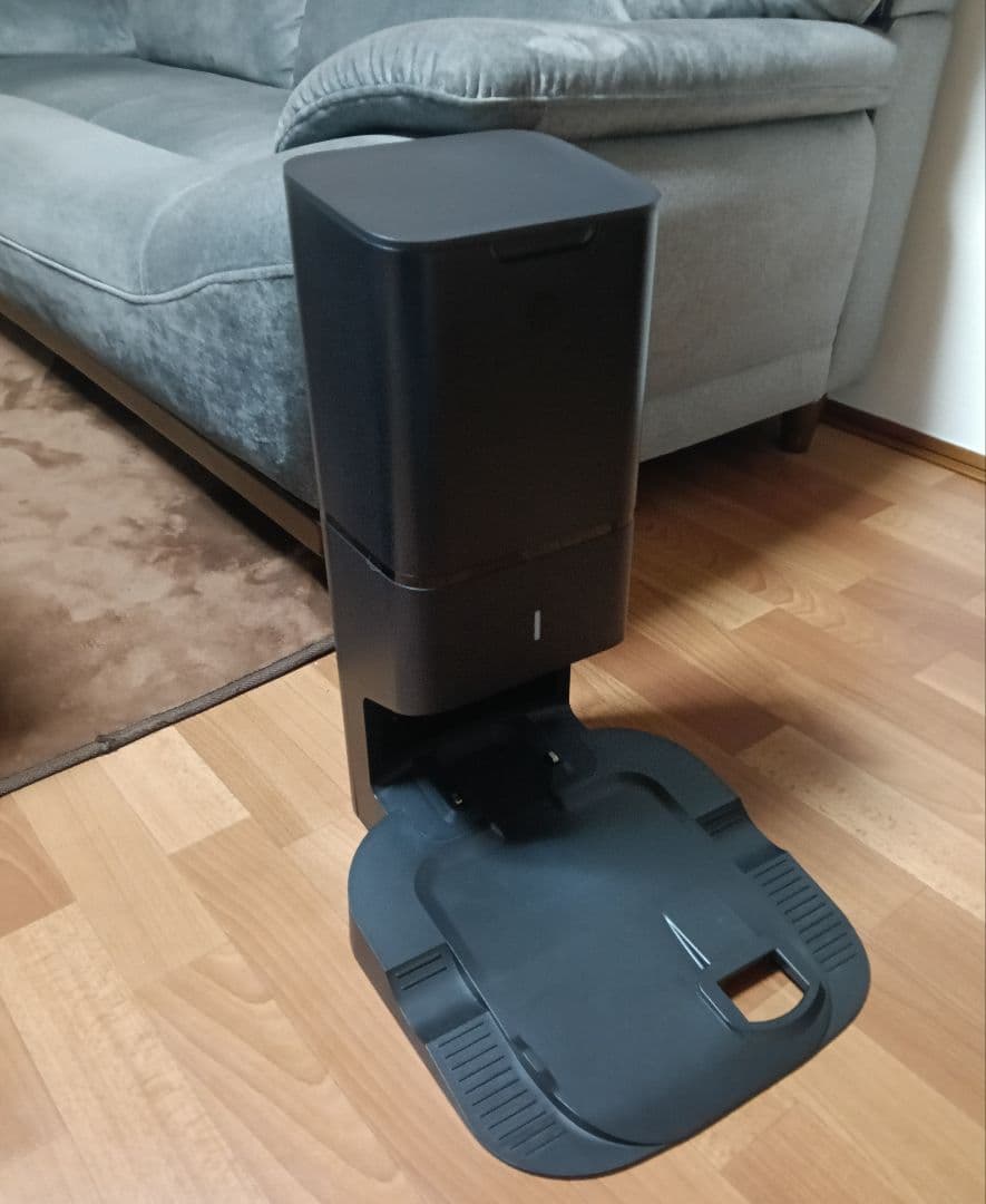 ルンバiRobotルンバi7+合計使用時間70時間未満　美品