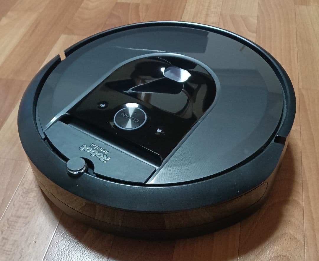 ルンバiRobotルンバi7+合計使用時間70時間未満　美品