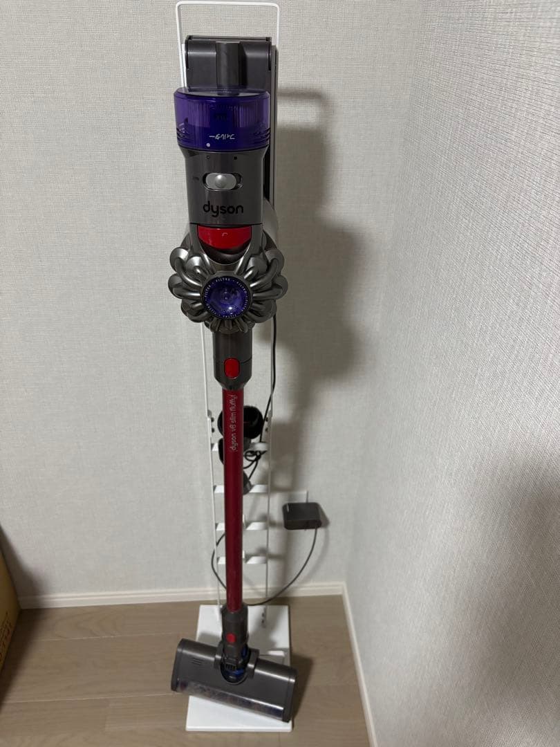 美品　ダイソン掃除機　希少スタンド付き Dyson