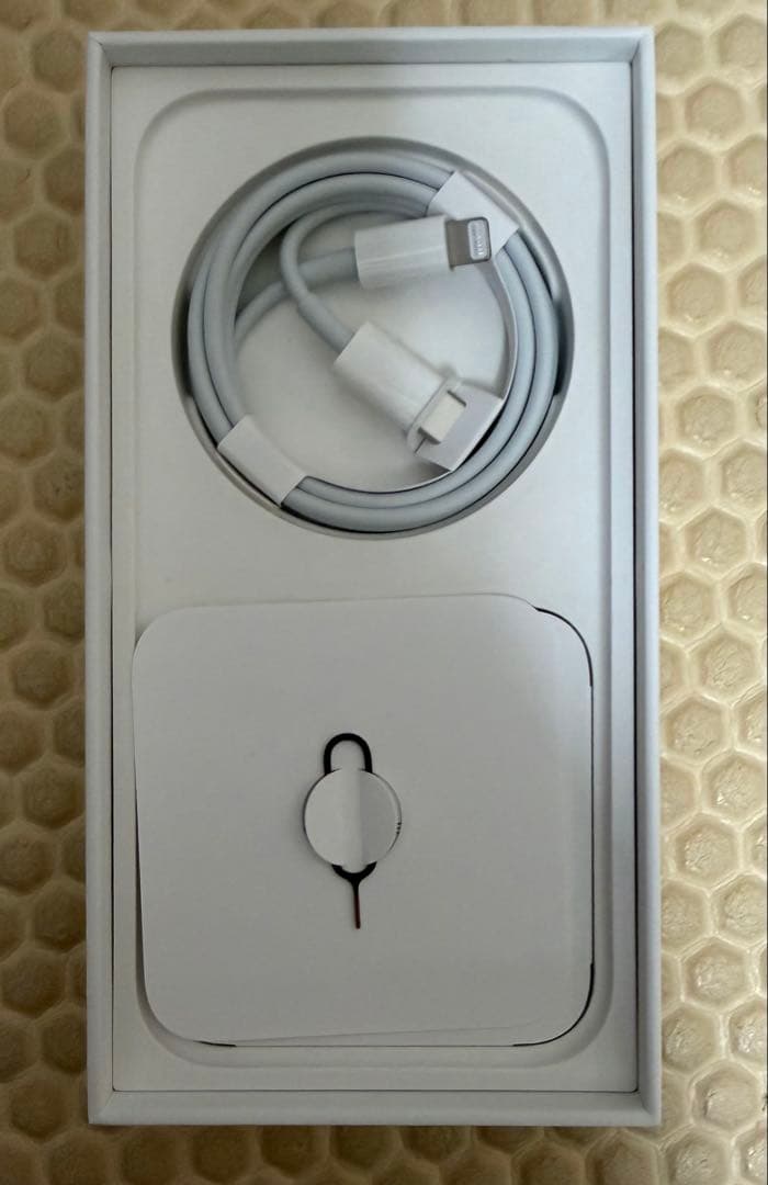 iPhone 14 Pro 128GB SIMフリー シルバー 本体一式