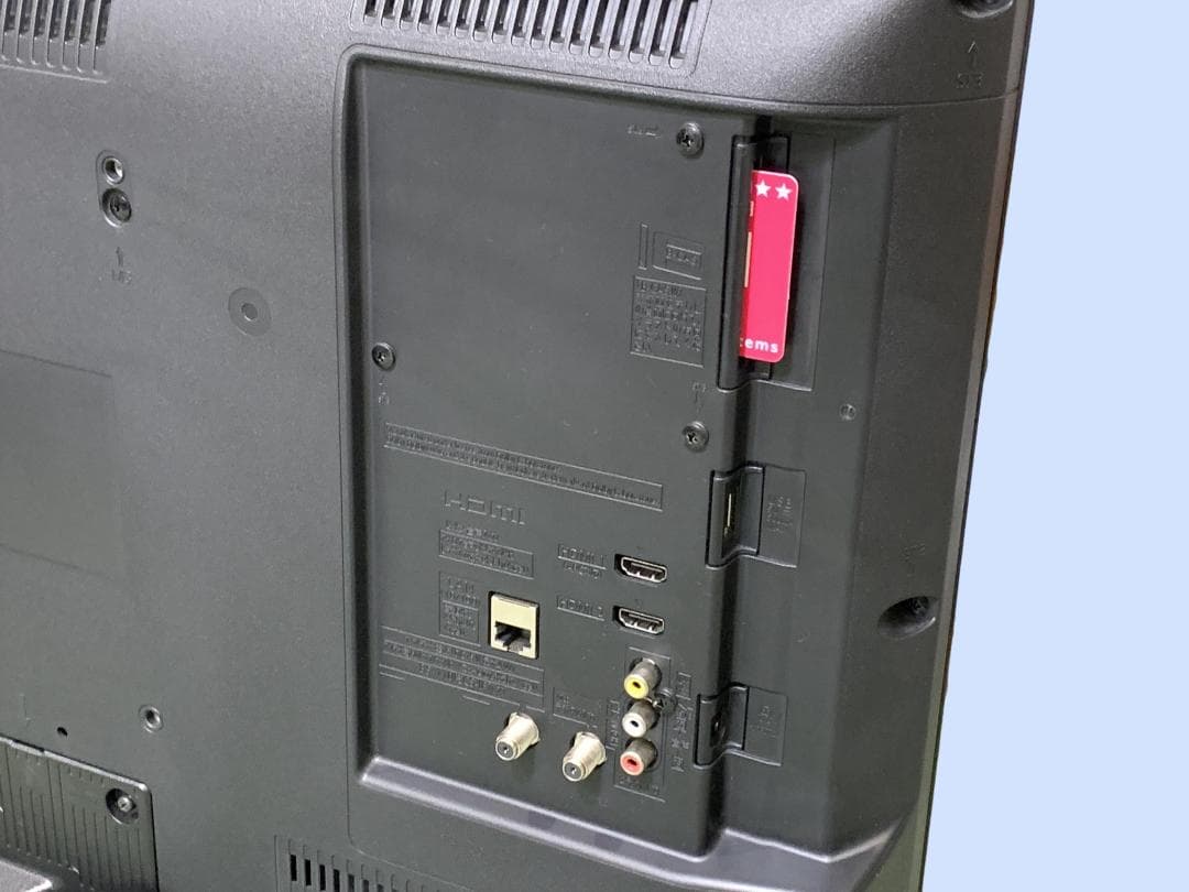 M6843 Panasonic TH-32J300 32インチ液晶テレビ