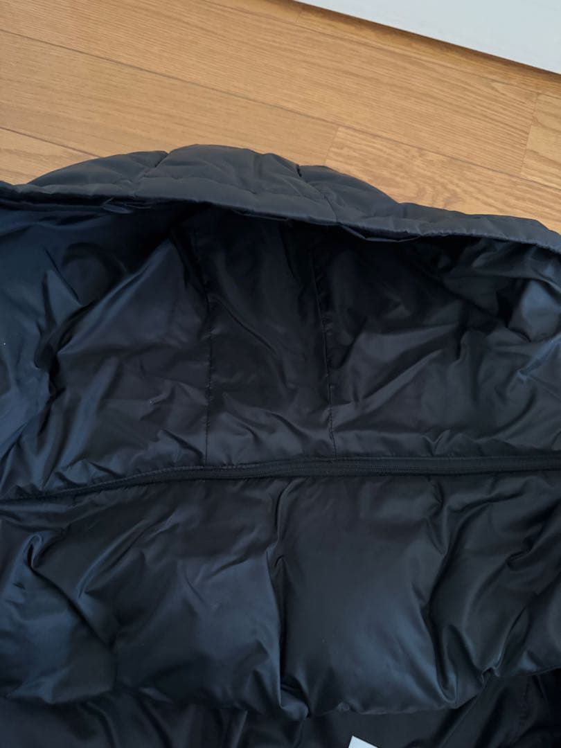 新品未使用タグ付き23区フード付き　ダウンジャットロング丈ブラック