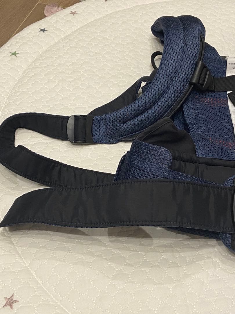 ベビービョルン　抱っこ紐　ハーモニー　ネイビーブルー