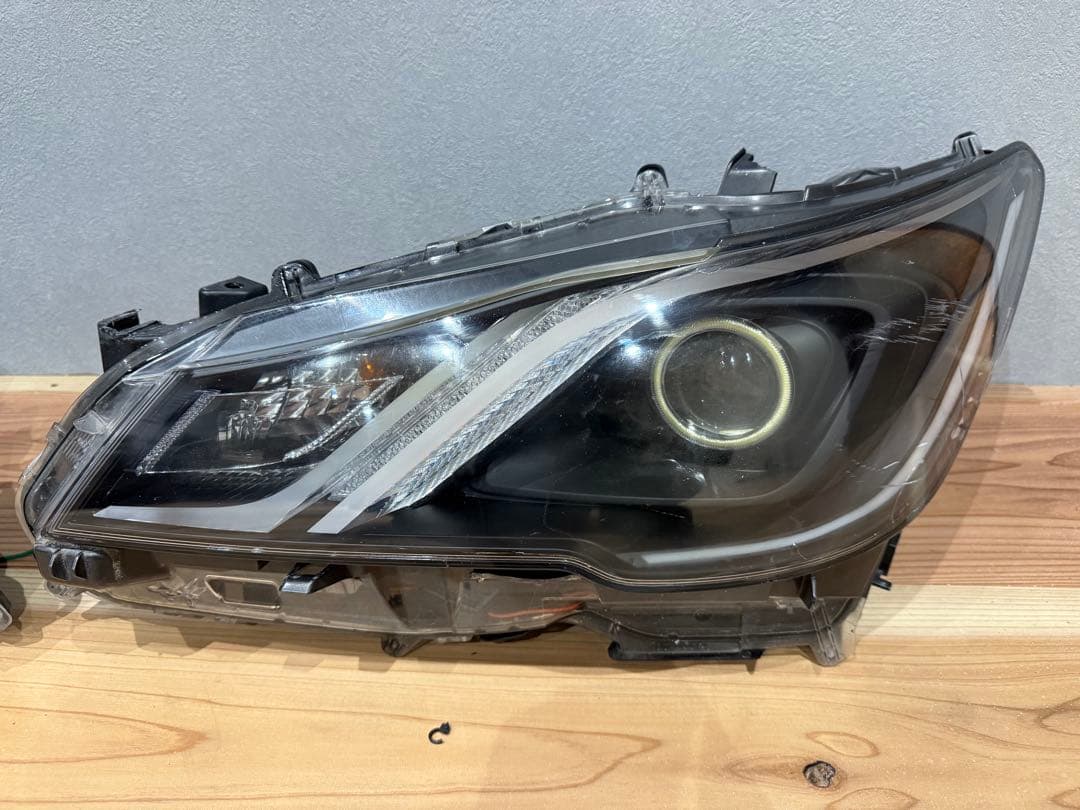 210系クラウン後期 社外ヘッドライト 左右セット