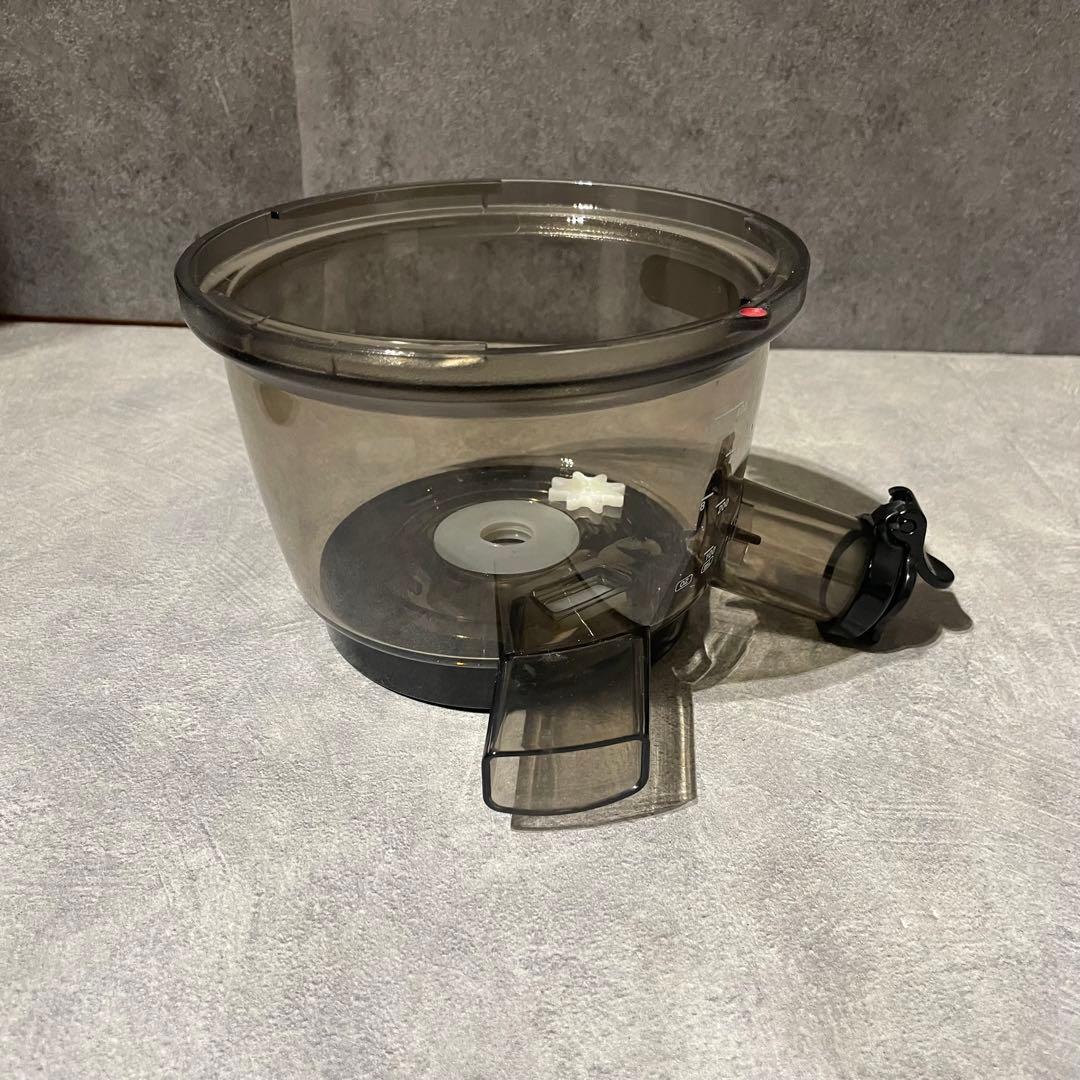 Kuvings クビンスjSG-121　ホールスロージューサー 白