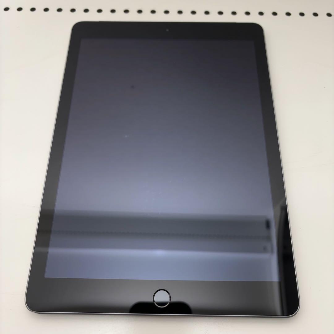 早い者勝ち　iPad 第5世代　32GB Cellular