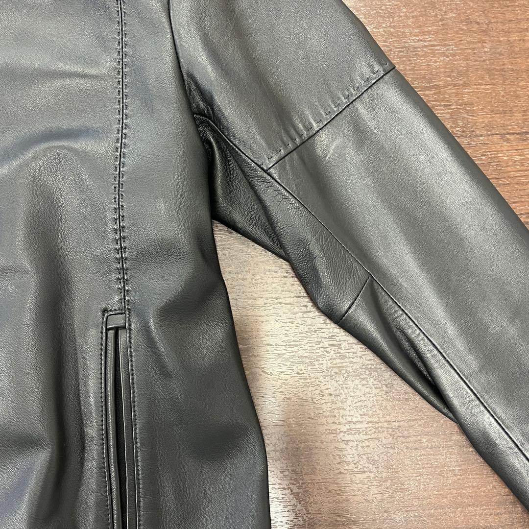 【最終値】ブラックレザースタンドカラーシングルライダース　メンズビギ　美品