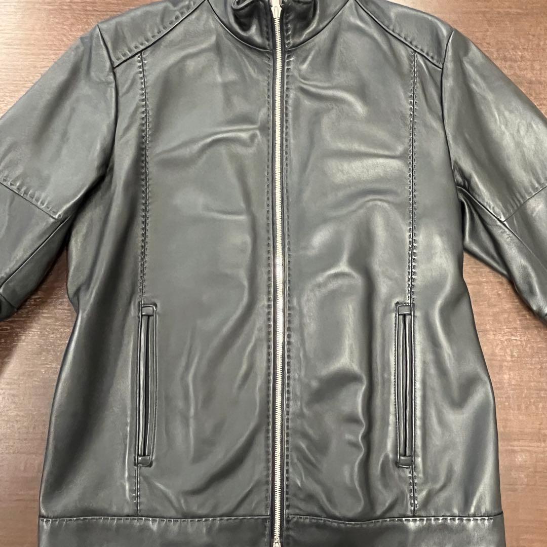 【最終値】ブラックレザースタンドカラーシングルライダース　メンズビギ　美品