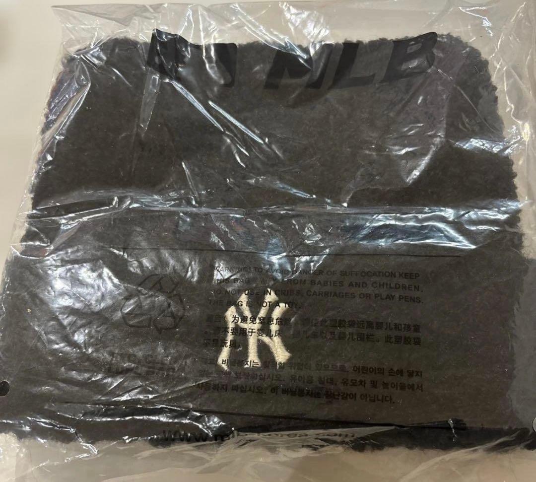 MLB 韓国限定　韓国　人気　aespa エスパ　カリナ　猫耳　ニット帽　黒