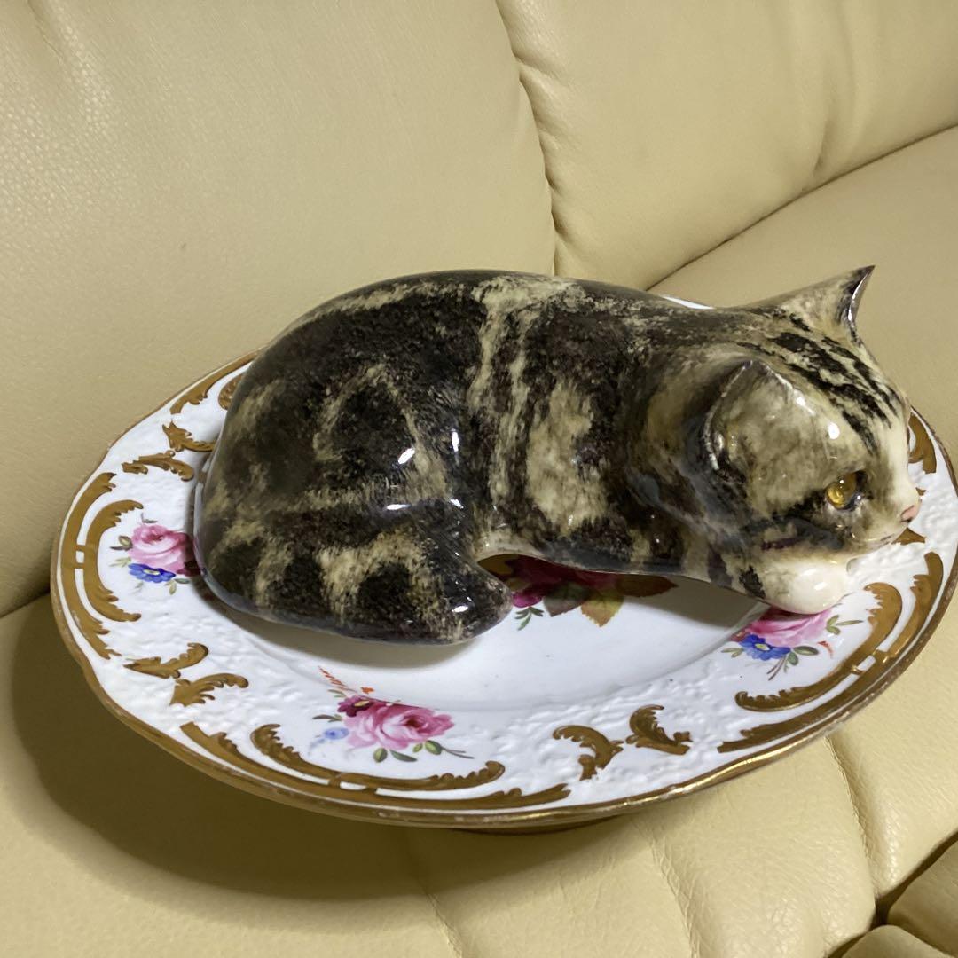 猫の置物 ウインスタンレイキャット￼No.7 机の上に飾ると見上げてくる最終価格