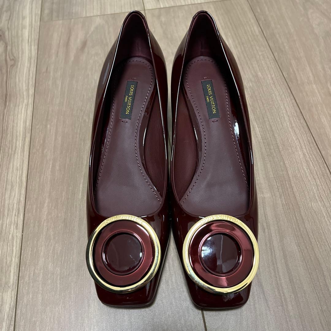 ルイヴィトン　エナメル　パンプス