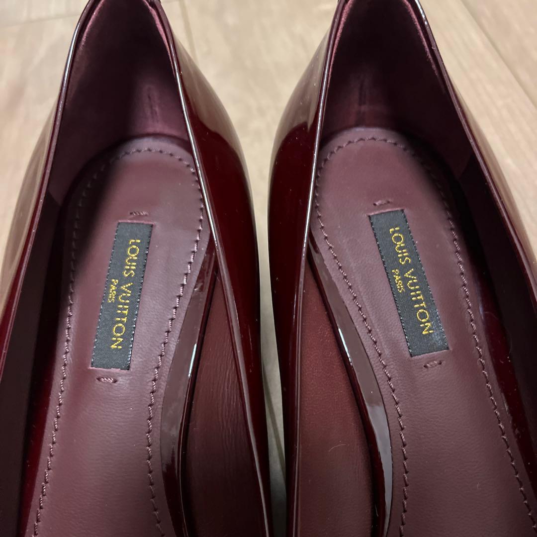 ルイヴィトン　エナメル　パンプス