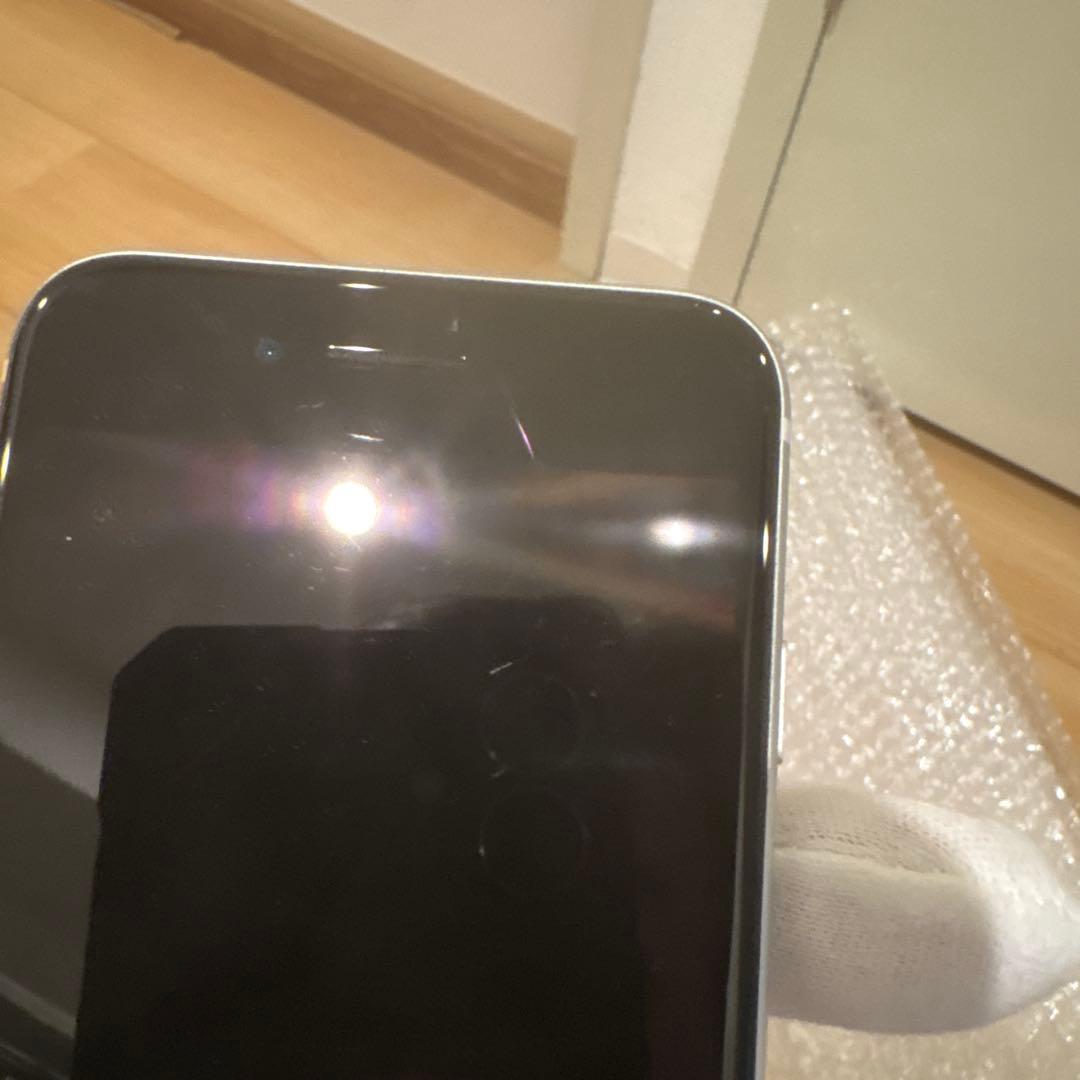 iPhone SE2ホワイト 本体