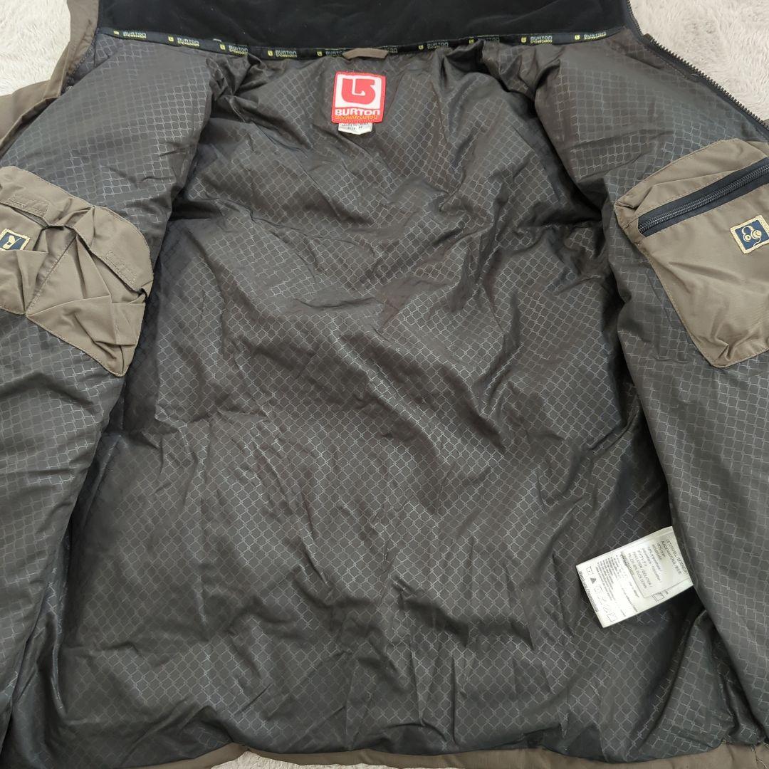 セットアップ Burton 上〜茶，下〜黒 フード脱着可 日焼け