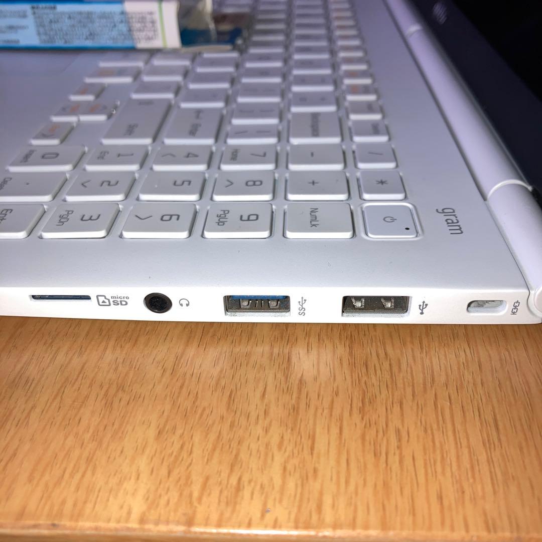 LG15Z96ノートPC Intel Core i5 Windows 10